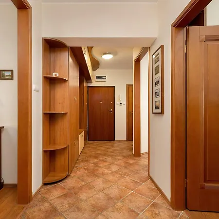 Family In The Centre By Renters Apartamento *