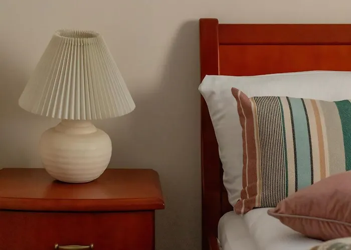 Family In The Centre By Renters *