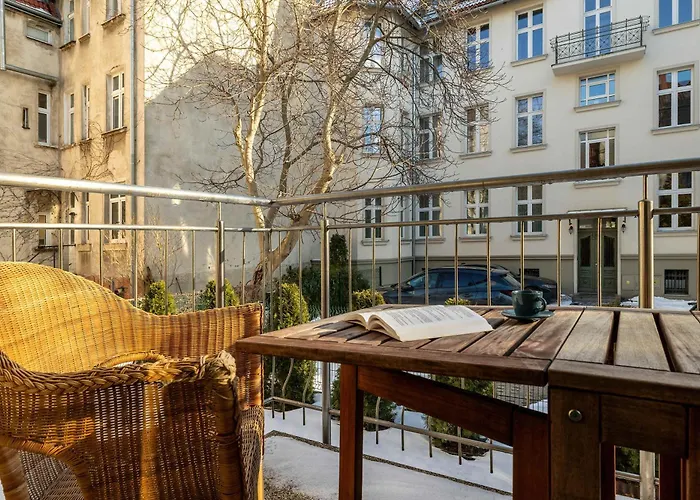 Family In The Centre By Renters Apartamento