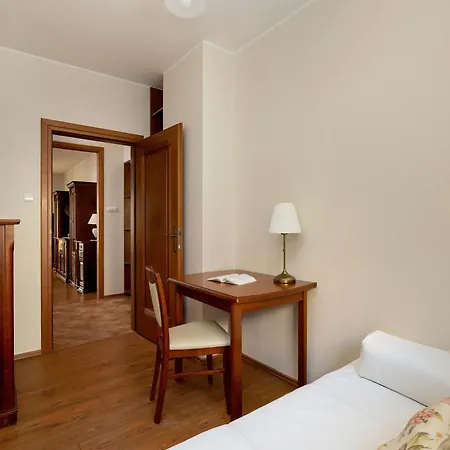 Апартаменты Family With Parking In The Centre By Renters Сопот