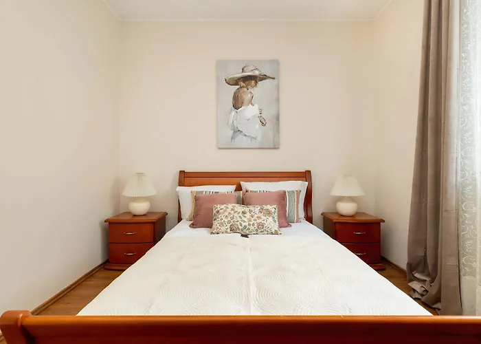 Family In The Centre By Renters Sopot